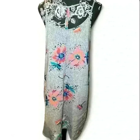 SO- Gray Floral Spaghetti strap knee length dress-Junior’s Med - Picture 4 of 5